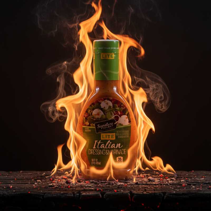 Signature Select Lite Italian Dressing & Marinade - Low Calorie, Half Fat - Image 3